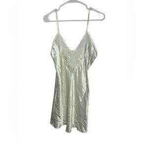 Vintage VAL MODE LINGERIE  Night Gown size medium